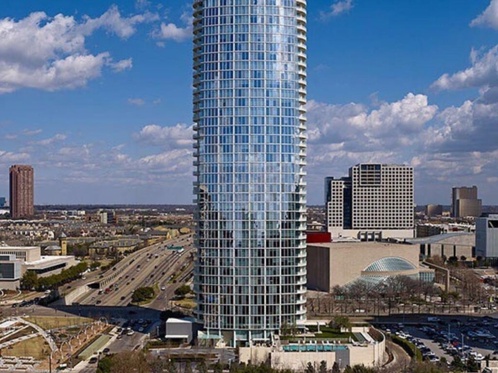Modern architecture in the Dallas Arts District near the Meyerson Symphony Center.