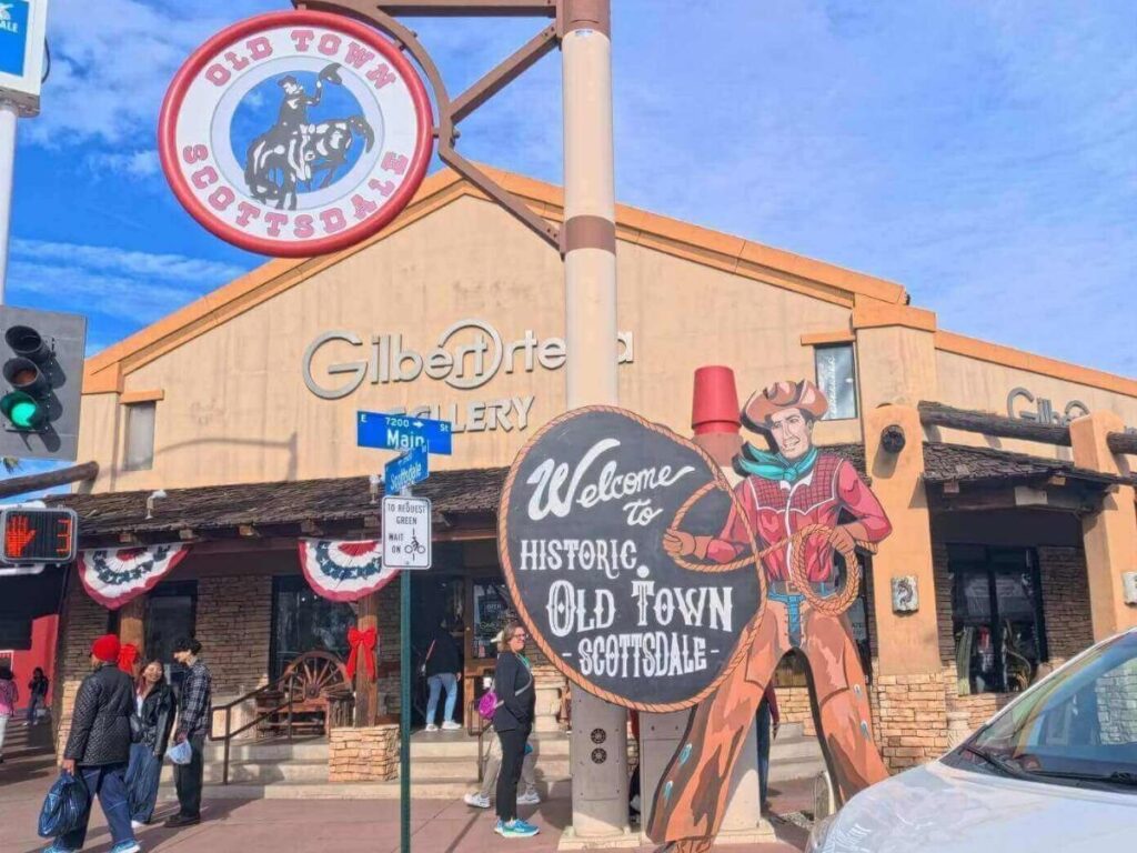 Evening atmosphere in Old Town Scottsdale with restaurants and people walking