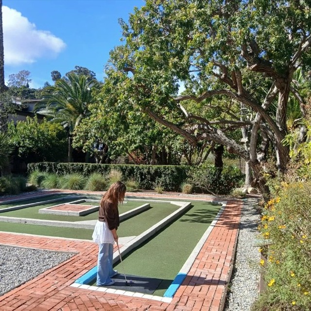 Mini Golf in Avalon