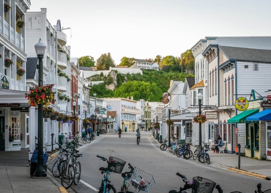 Biking along M-185 on Mackinac Island