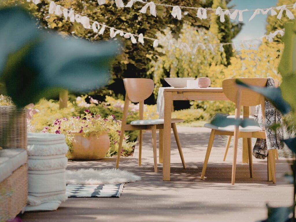 Relaxed dinner at a restaurant in Stowe, Vermont after a day outdoors