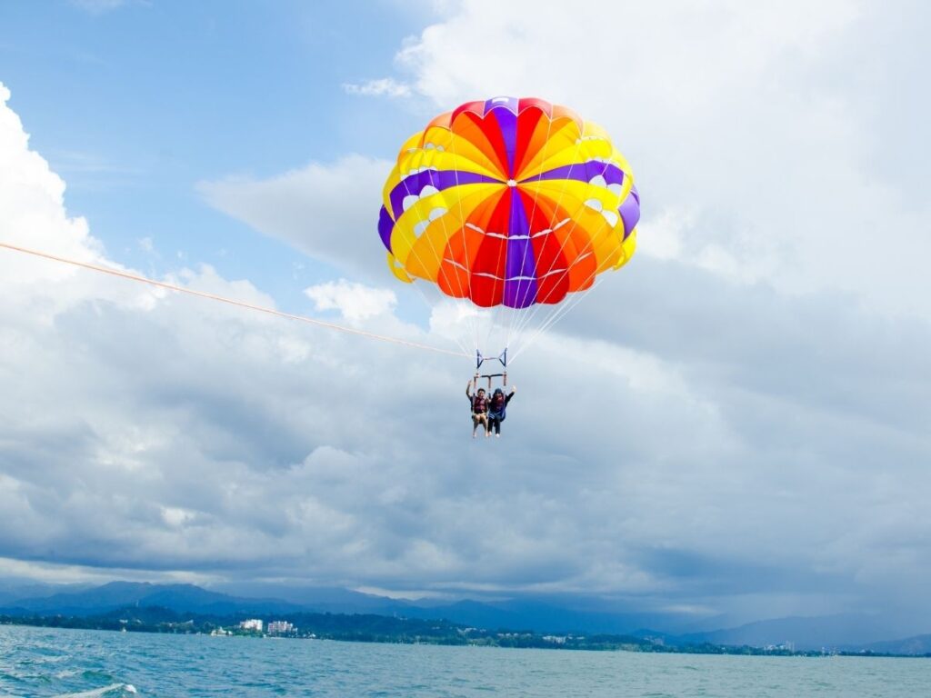 People parasailing above the Atlantic Ocean near Myrtle Beach