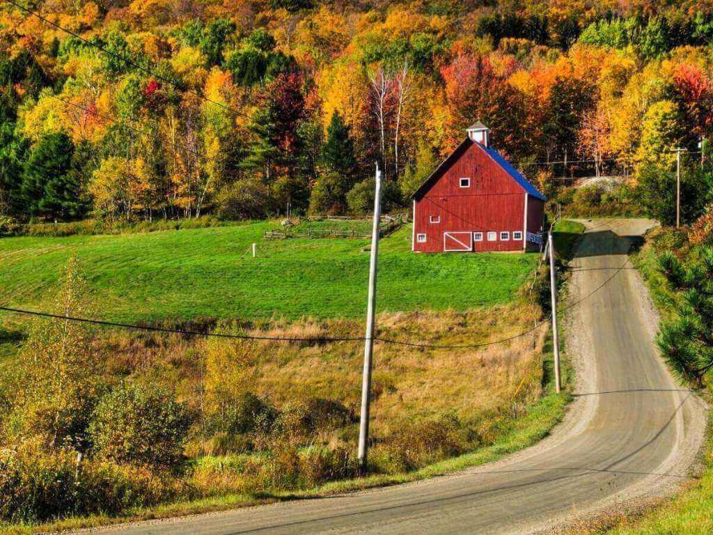 Quiet moment in Stowe with mountain views and no crowds