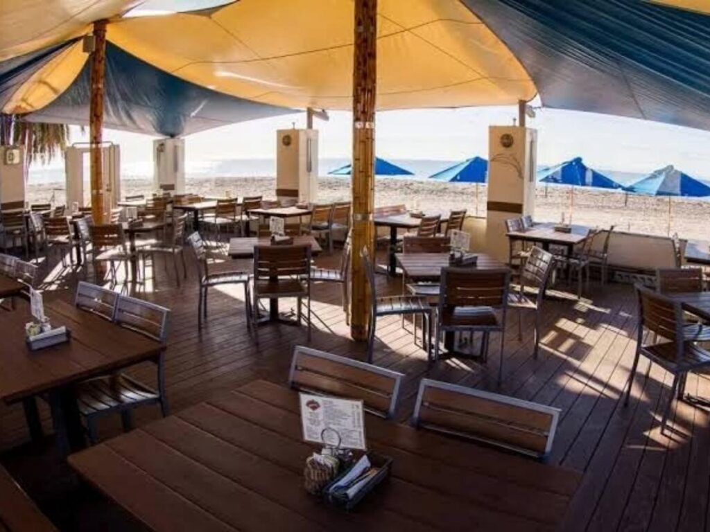 Outdoor café seating along State Street in Santa Barbara on a sunny afternoon