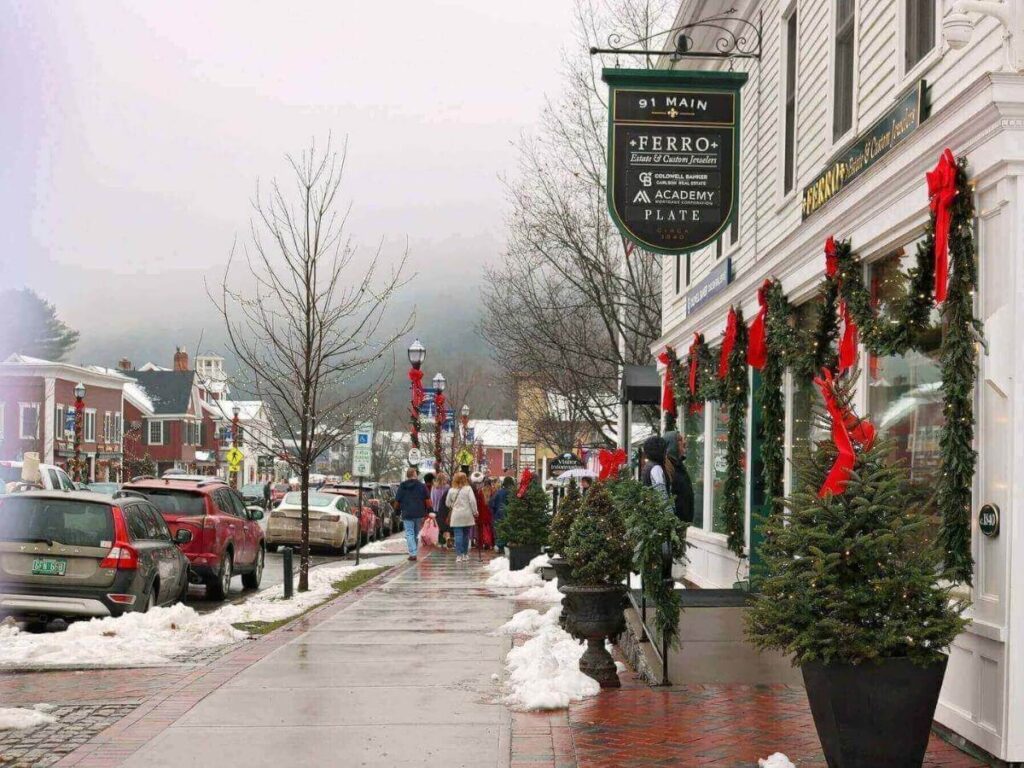 Walking through Stowe village without a set plan