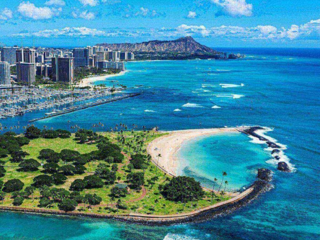Calm lagoon water at Ala Moana Beach Park in Honolulu