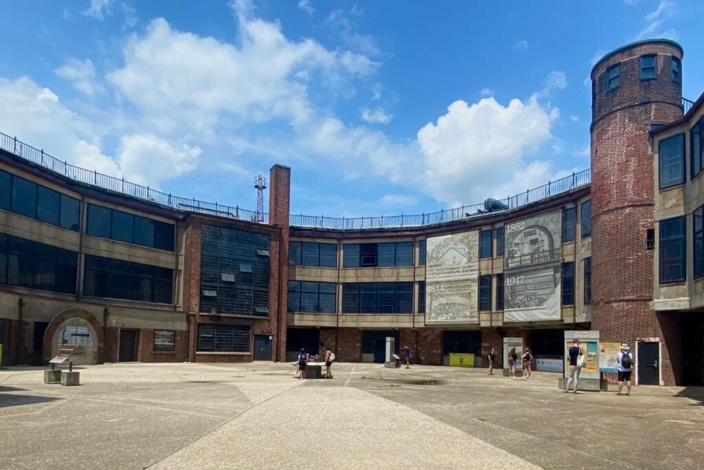 toursist on Governors Island