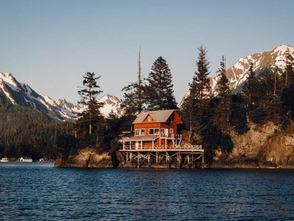 Boardwalk and waterfront homes in Halibut Cove near Homer