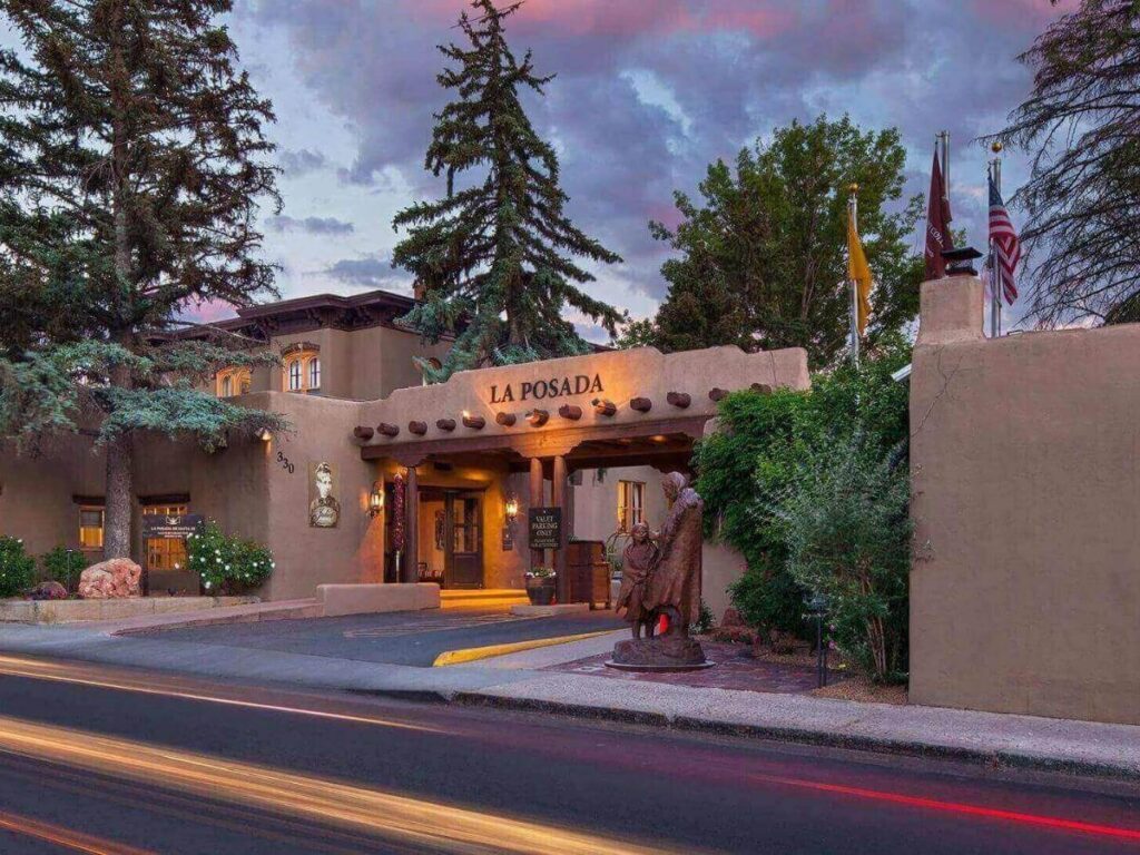Hotels and streets near Santa Fe’s historic center