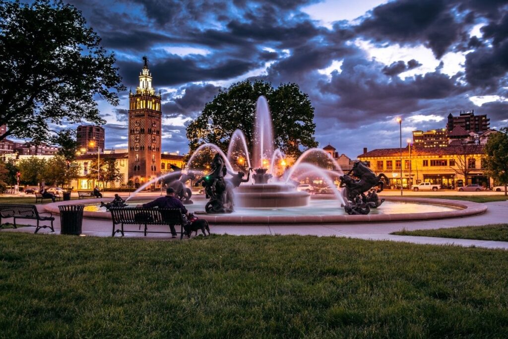 J.C. Nichols fountain lit up at Country Club Plaza