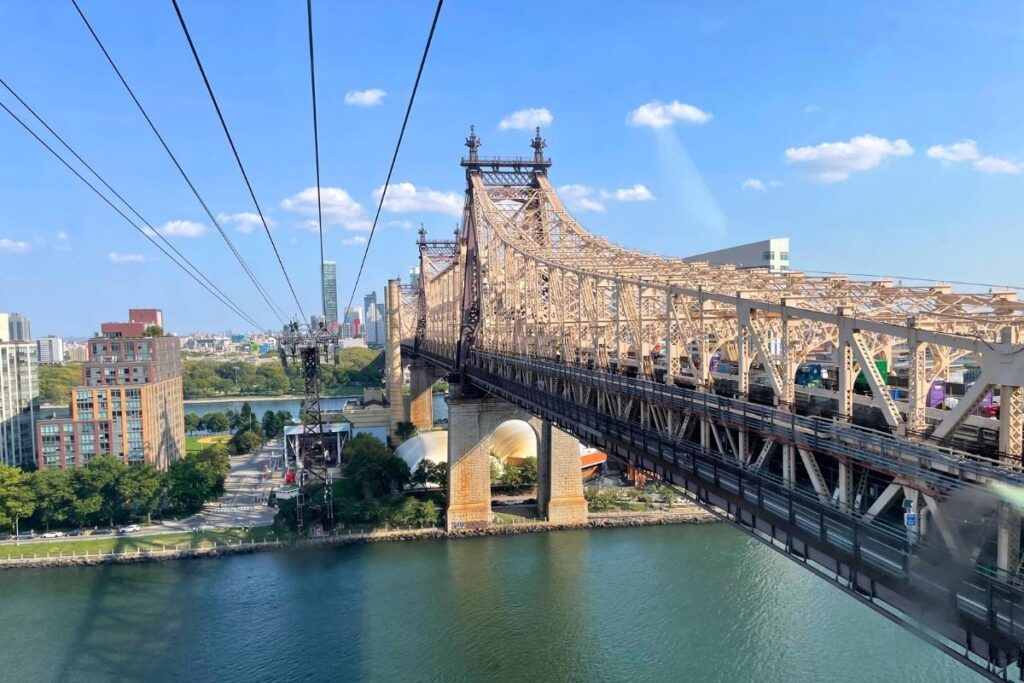 Aerial view from the Roosevelt Island Tram with East River below