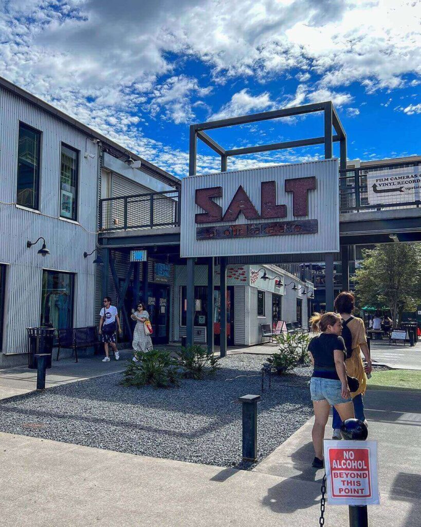 Outdoor restaurants and shops at SALT at Our Kakaako in Honolulu