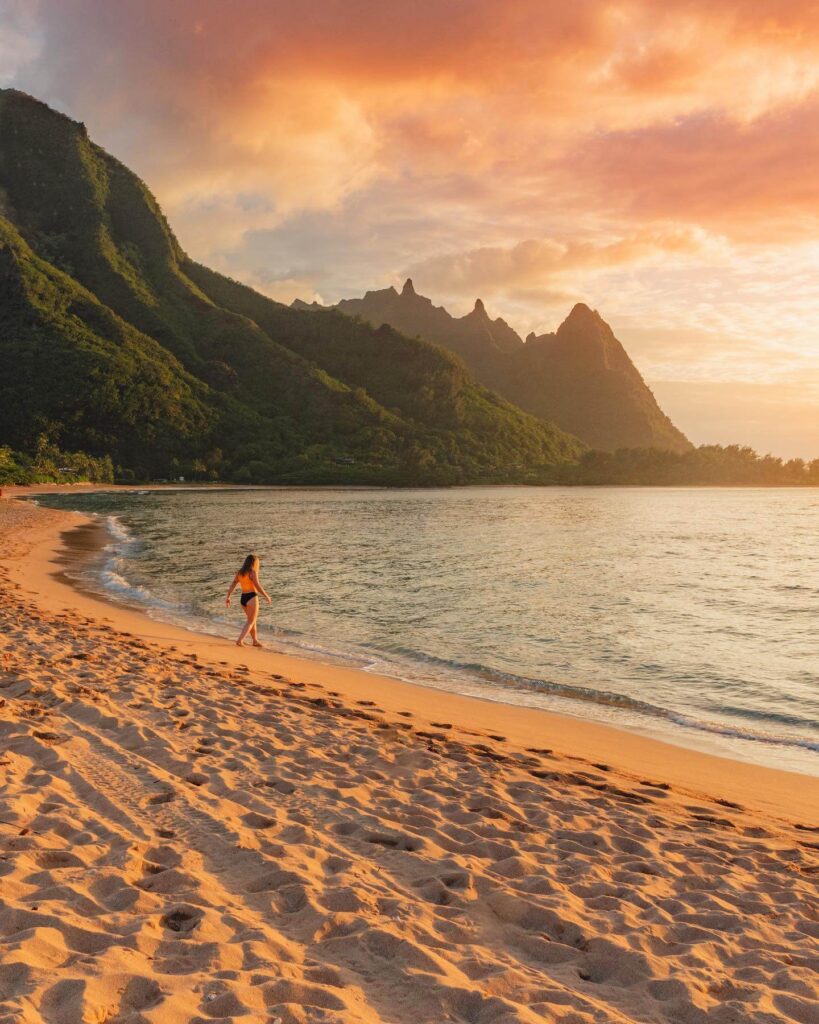 Sunset at Tunnels Beach in Kauai