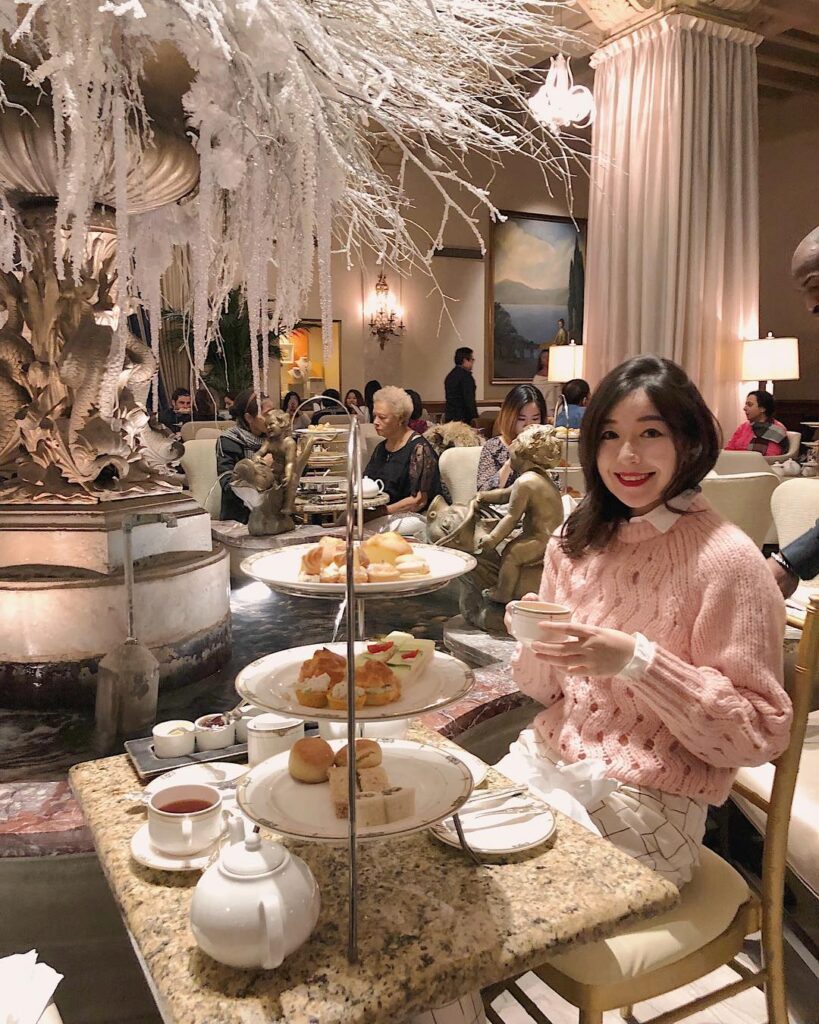 Traditional afternoon tea served at a luxury hotel in Chicago