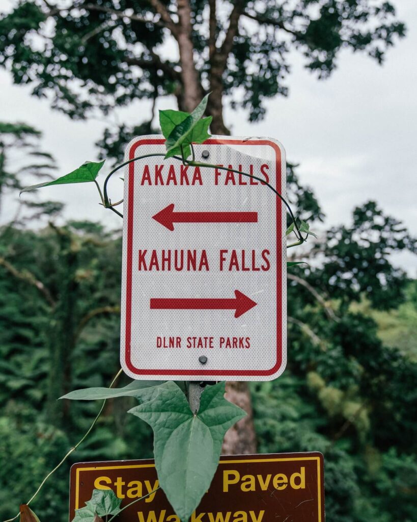 Akaka Falls Trailhead