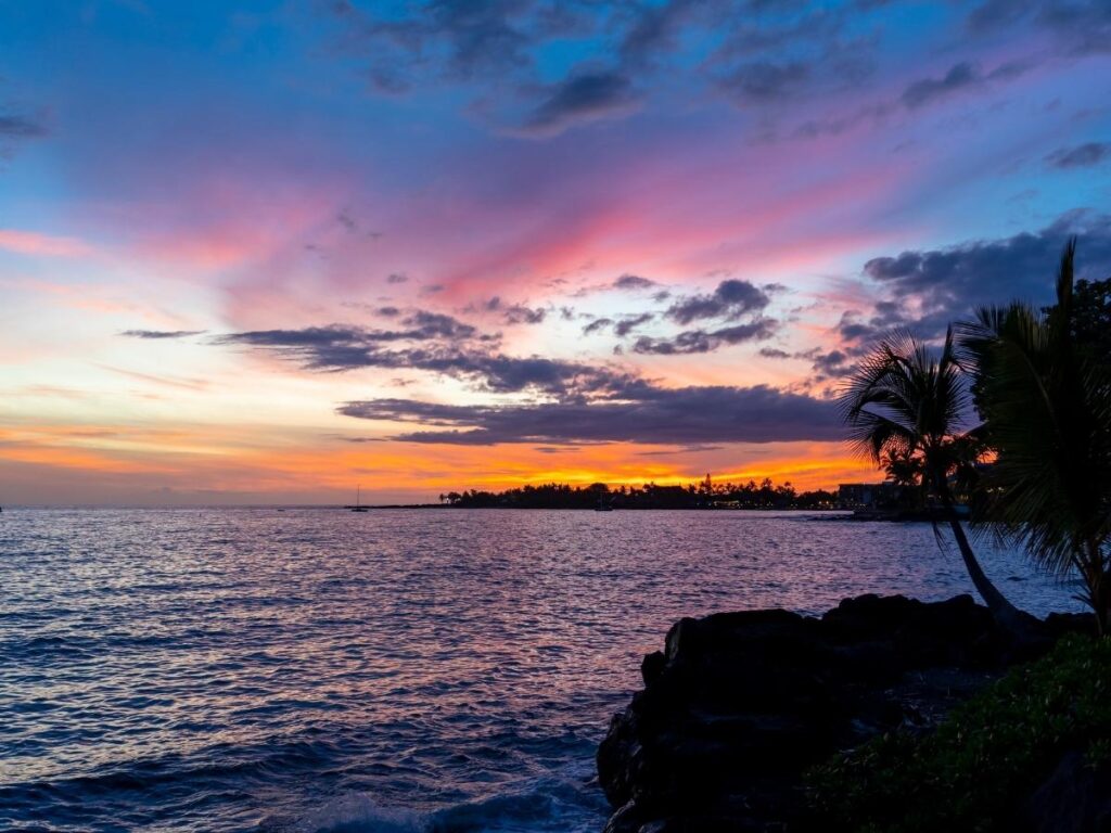 Sunset over the Pacific Ocean from the Big Island coastline