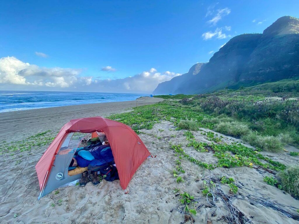 Campsites near the beach at Polihale State Park on Kauai