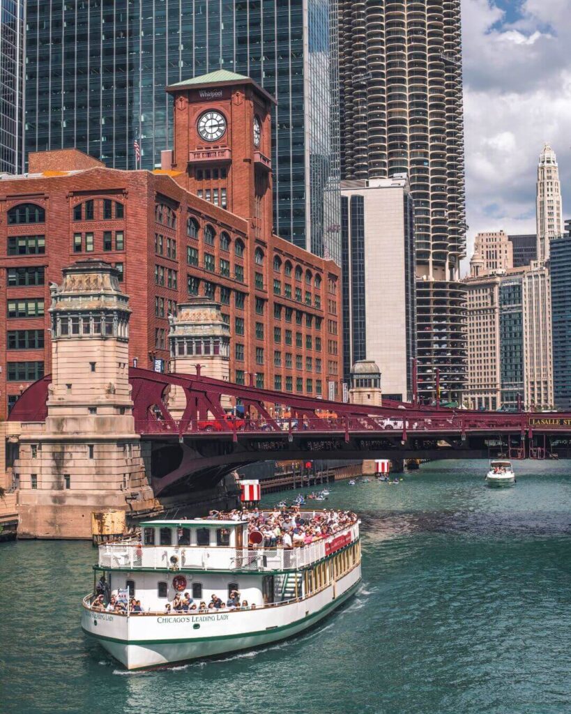 Architecture cruise sailing beneath historic bridges on the Chicago River