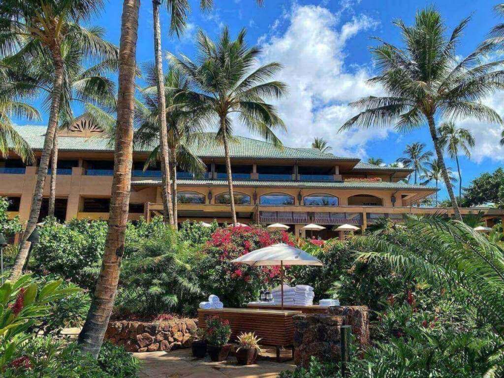 ceanfront terrace at Four Seasons Resort Lanai in Hawaii