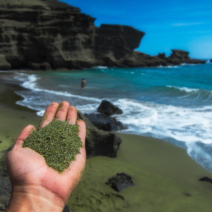 Papakōlea Green Sand Beach