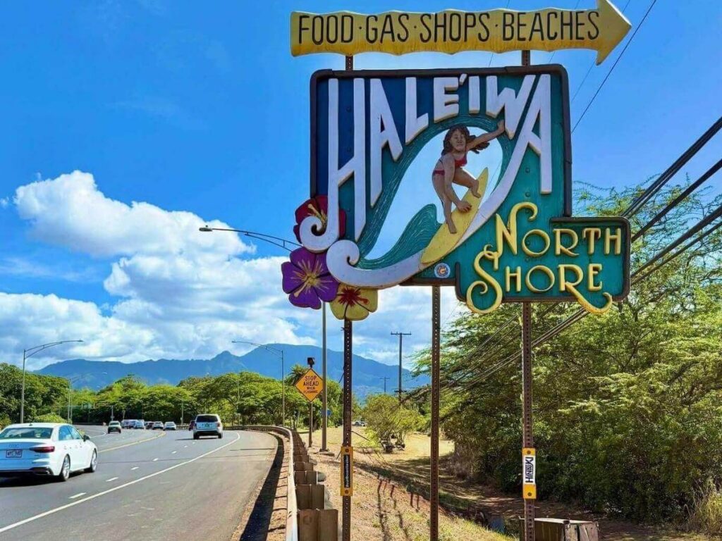 Colorful storefronts in Haleiwa on Oahu’s North Shore