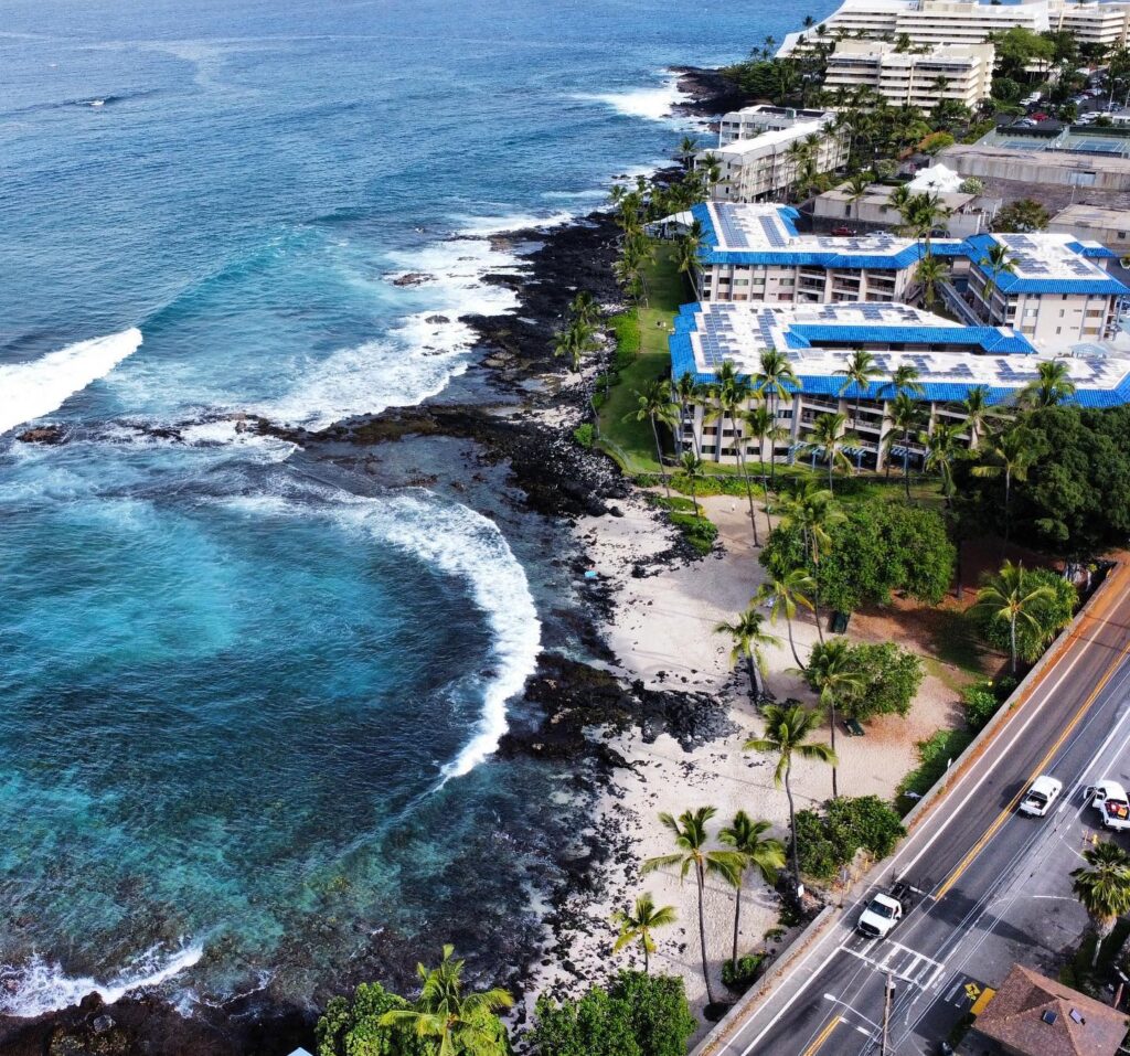 Honl’s Beach in downtown Kona