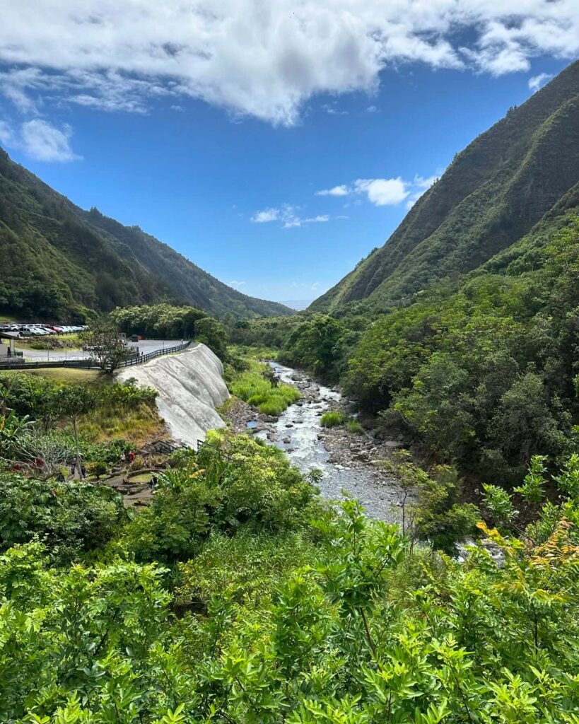 ʻĪao Stream and River View