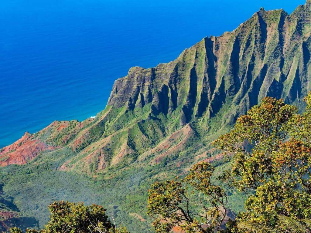 Kalalau Lookout in Kōkeʻe State Park overlooking the Na Pali Coast
