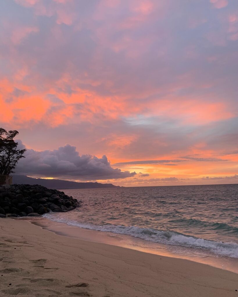 Peaceful sunset view from Kanaha Beach near Kahului Airport