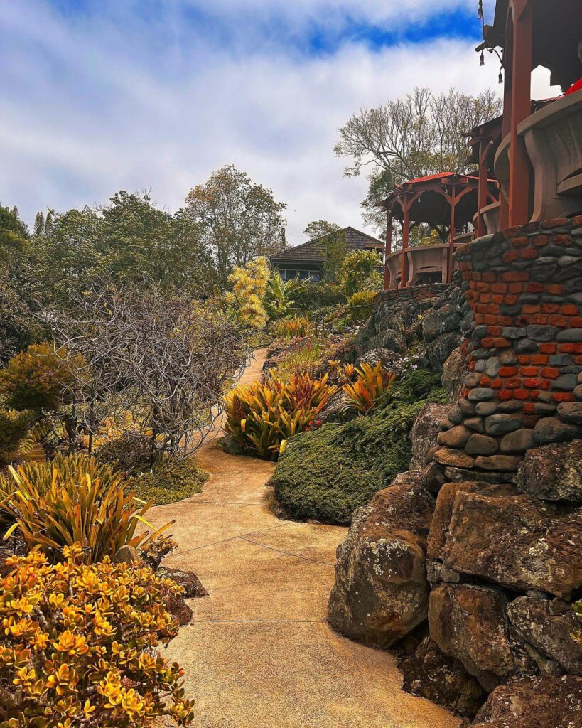 Kula Lodge Restaurant