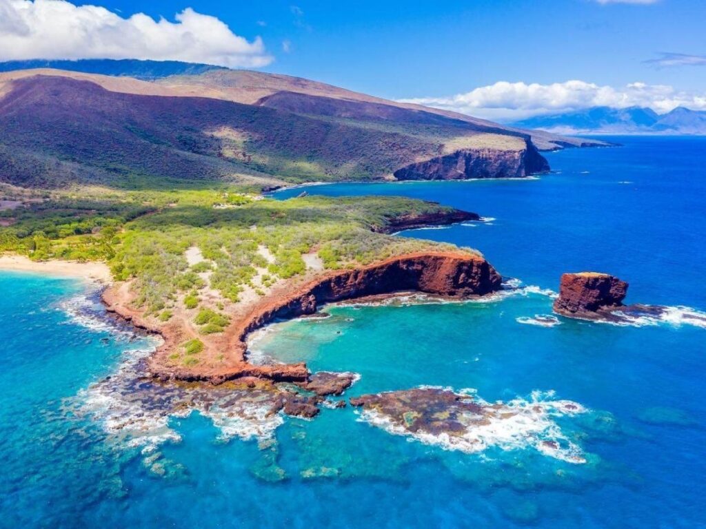 Peaceful ocean sunset view in Lanai, Hawaii