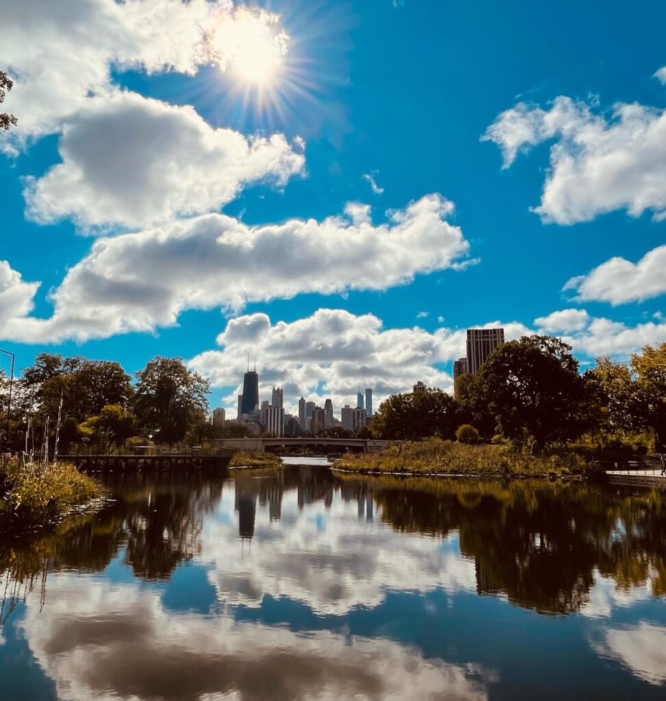 Walking paths and animal exhibits at Lincoln Park Zoo in Chicago