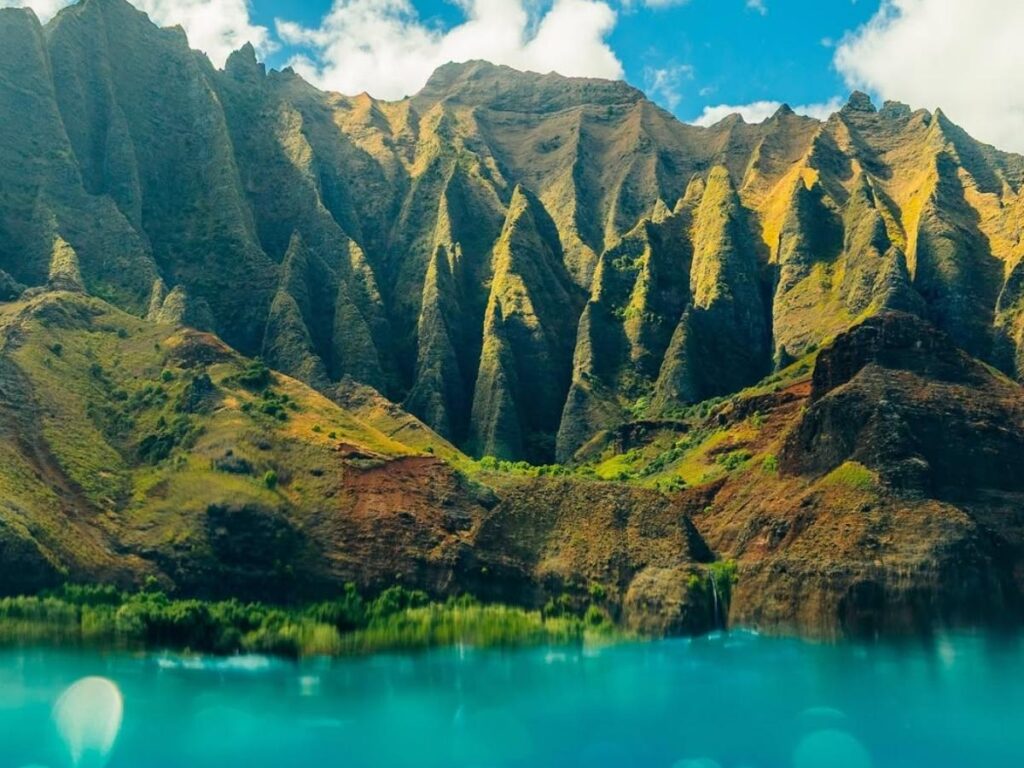 Aerial view of the dramatic Na Pali Coast cliffs on Kauai