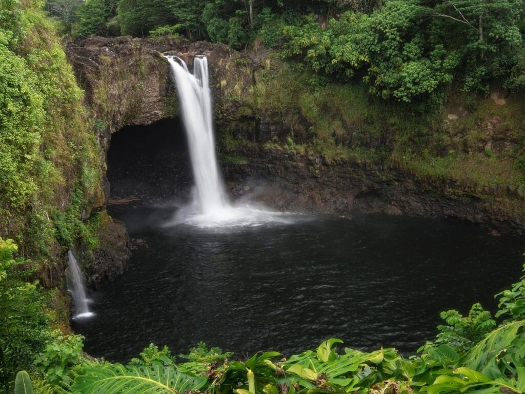 Lava cave behind Rainbow Falls, traditionally believed to be the home of Hina
