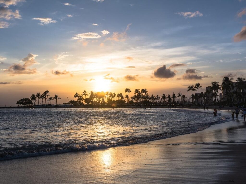 Large winter waves at Sunset Beach on Oahu’s North Shore