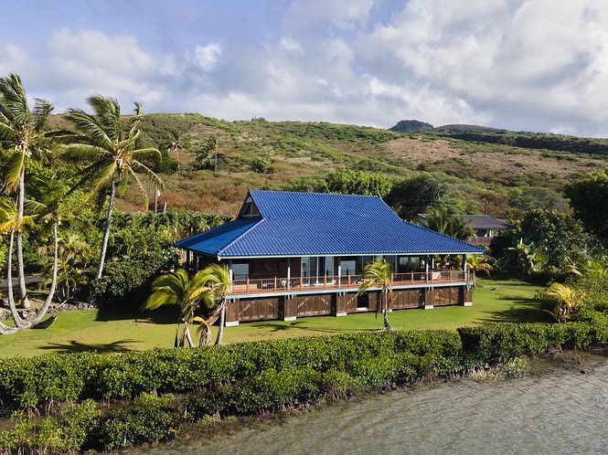 Vacation rentals near Kepuhi Beach on Molokai's west coast