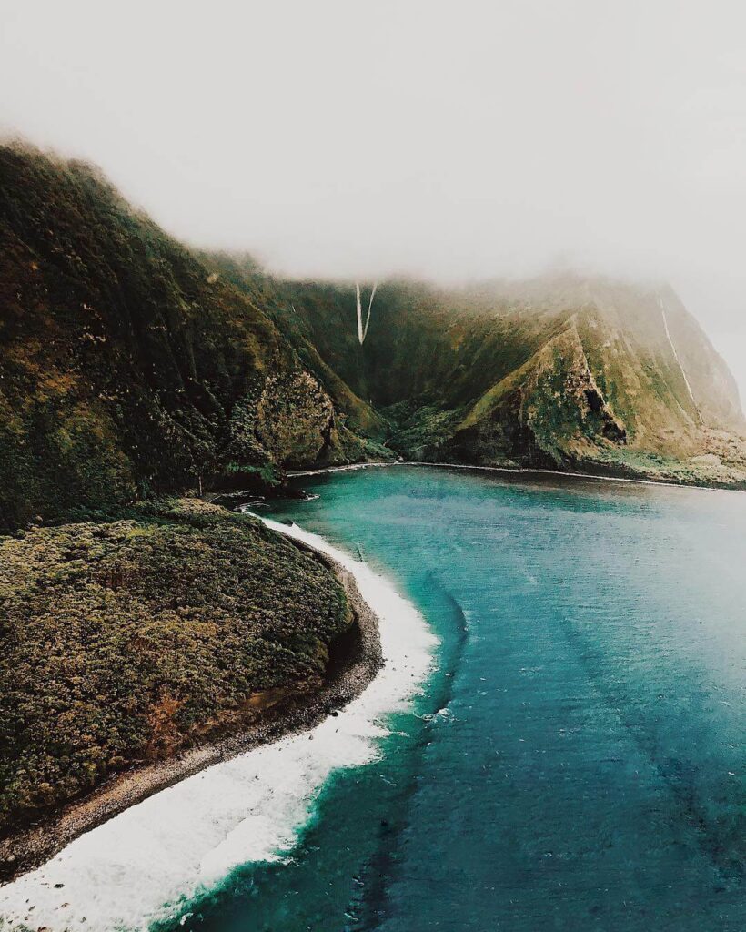 Papohaku Beach on Molokai's west coast with a long stretch of white sand