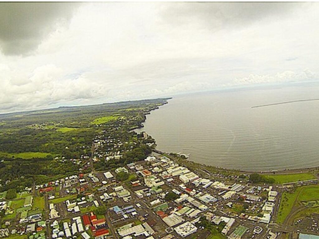 Hilo Bay coastline with ocean views and palm trees in Hawaii