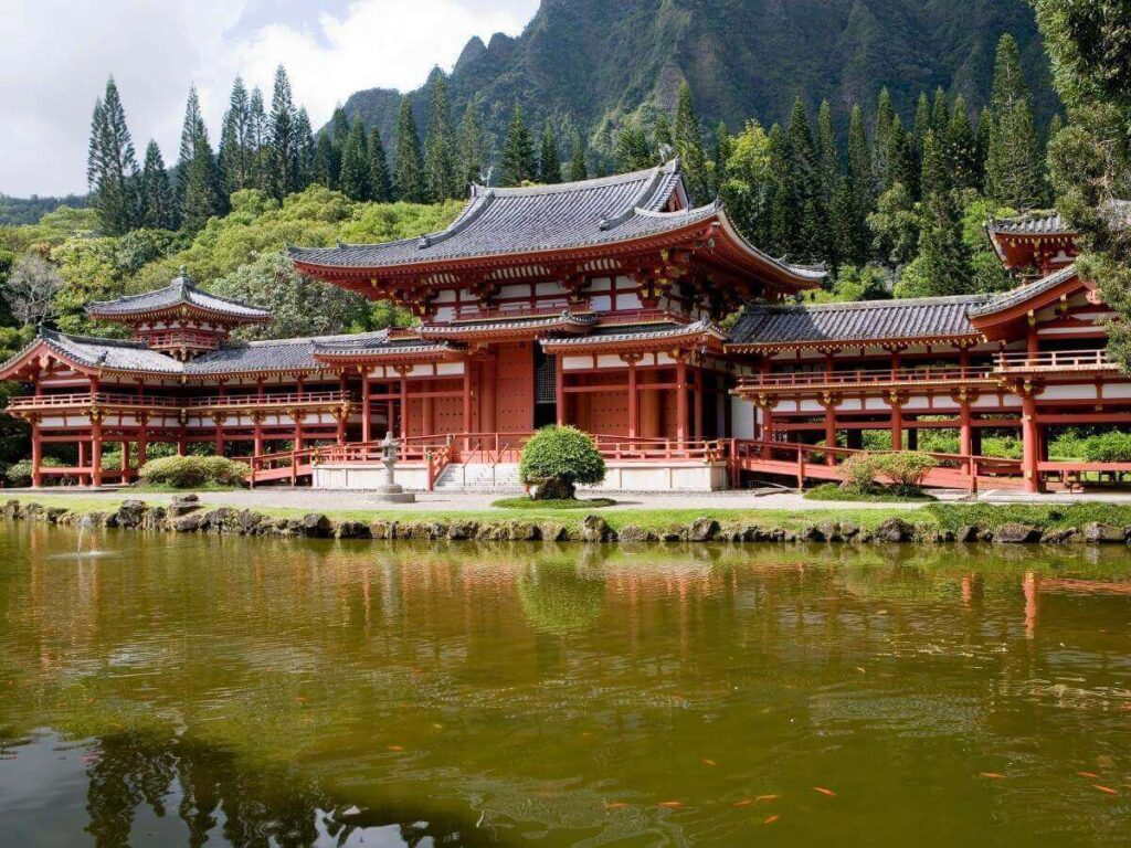 Byodo-In Temple in the Valley of the Temples beneath the Koʻolau Mountains in Oahu