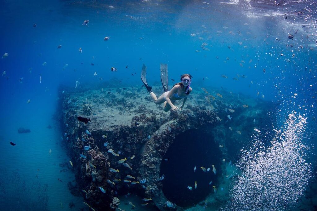 Clear water at Electric Beach Oahu snorkeling area