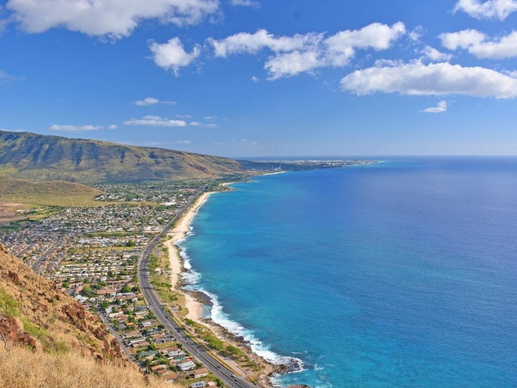 Quiet shoreline at Maili Beach in Waianae, Oahu
