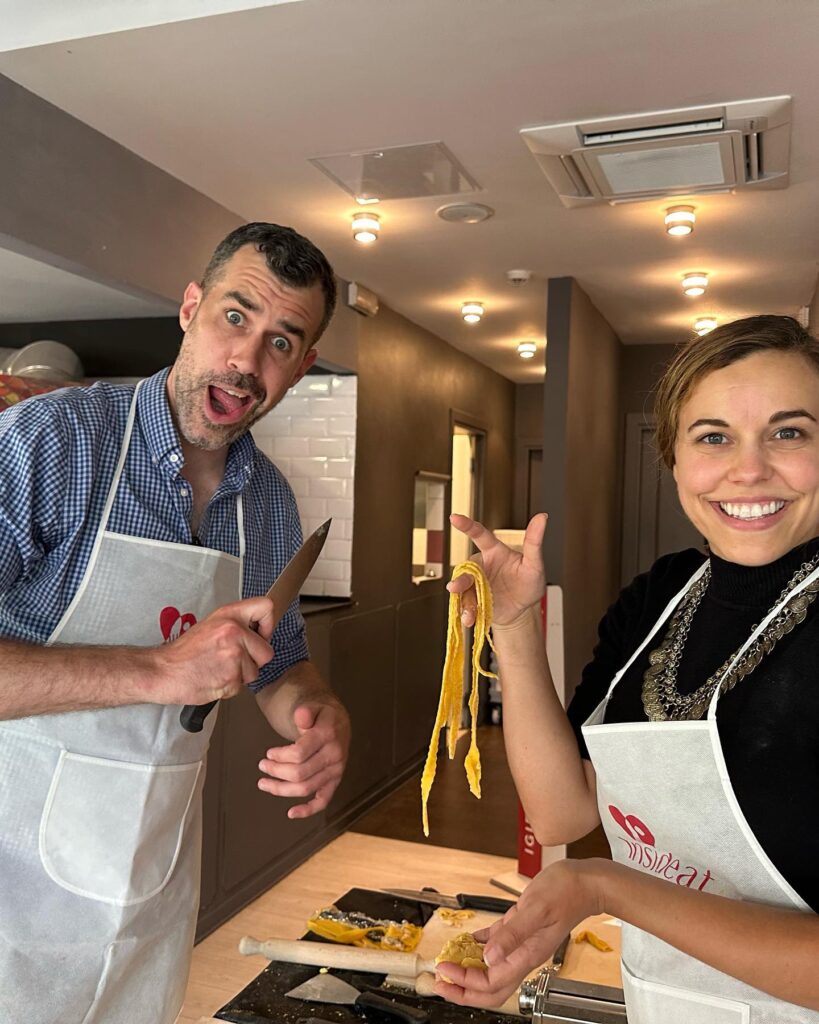 A local Roman cooking class making pasta from scratch	