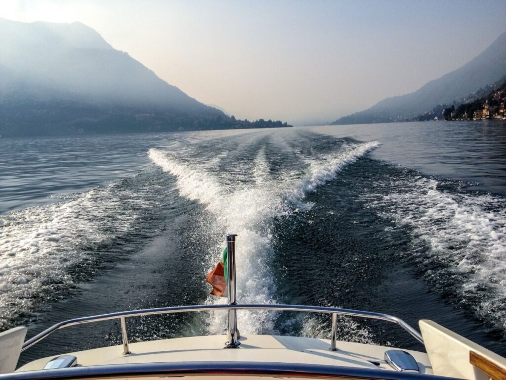 Private boat tour on Lake Como near Bellagio