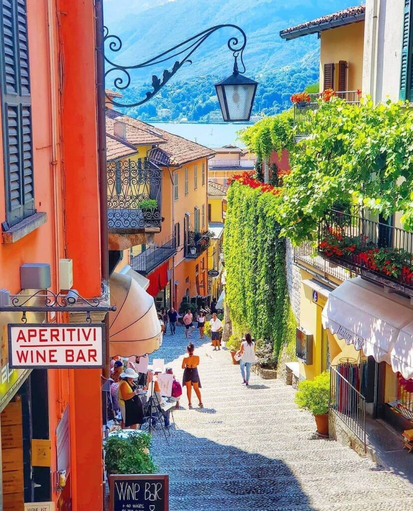 Salita Serbelloni staircase in Bellagio’s old town with colorful houses.