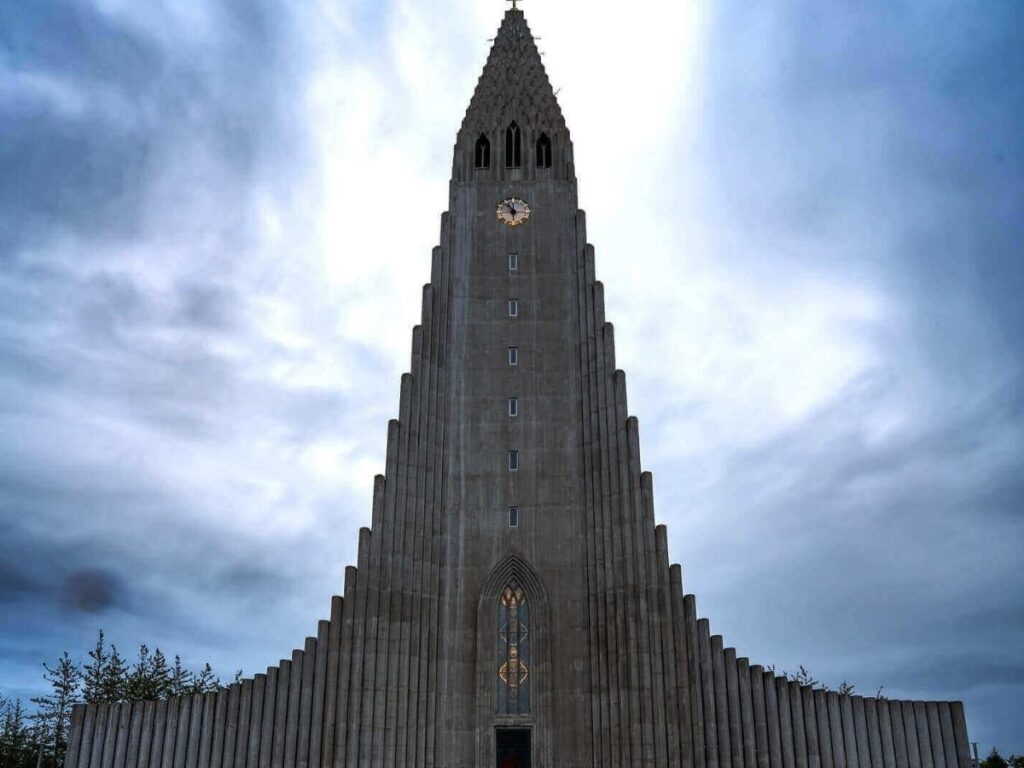 Hallgrímskirkja church in Reykjavík with its tall concrete column design