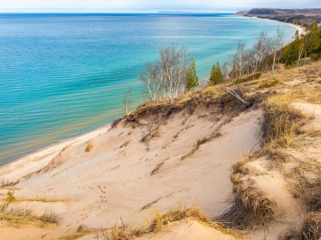  Massive sand dunes rolling down to Lake Michigan at Sleeping Bear Dunes National Lakeshore