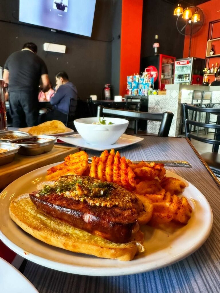 Cozy local restaurant in Dijon with casual dining atmosphere