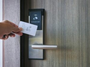 hotel-room-safety-check-what-to-do-when-you-check-in-hero