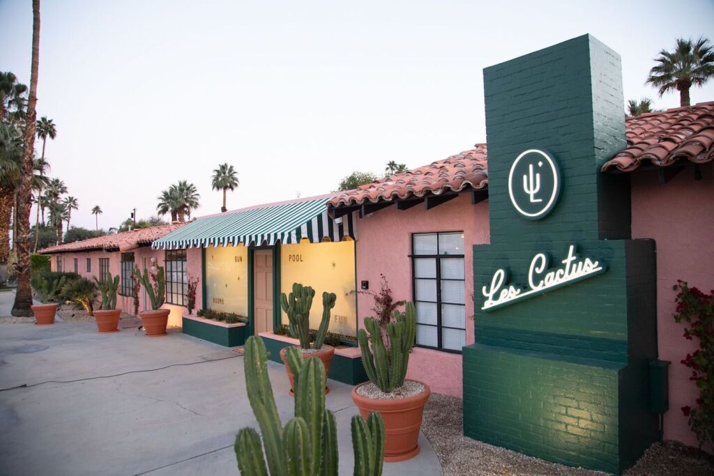Les Cactus Palm Springs budget boutique hotel with pool and garden