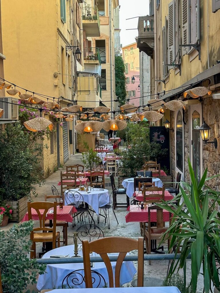 Relaxed atmosphere in Ajaccio with cafés and port views